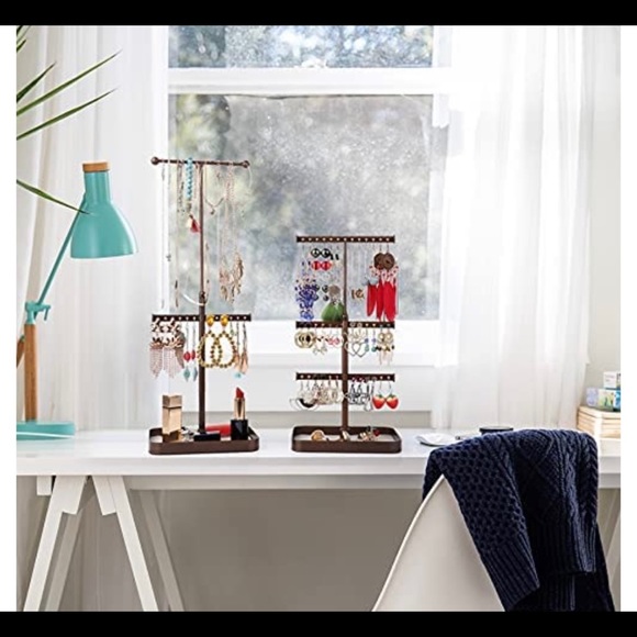 Jewelry organizer brand new with box - Picture 3 of 3